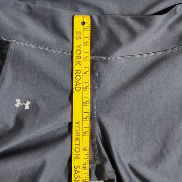 Under Armour active wear sport leggings women's size 10 or 12 grey colour crop - Picture 11 of 12